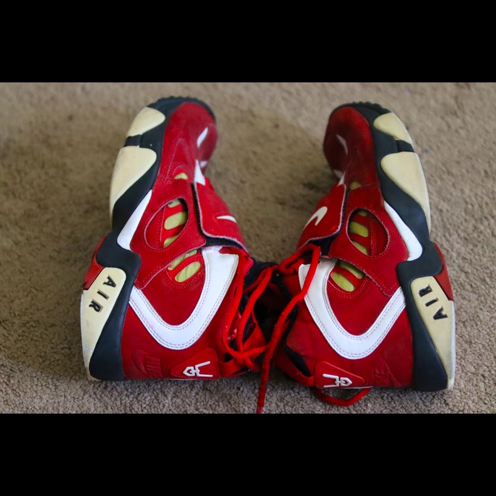Nike Diamond Turf 2 Deion Sanders 49ers colors